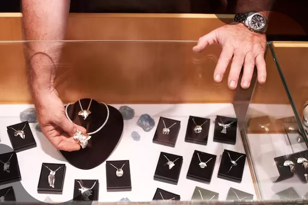 شغل طراحی طلا و جواهر