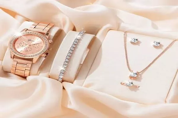 عوامل تعیین اجرت طلا